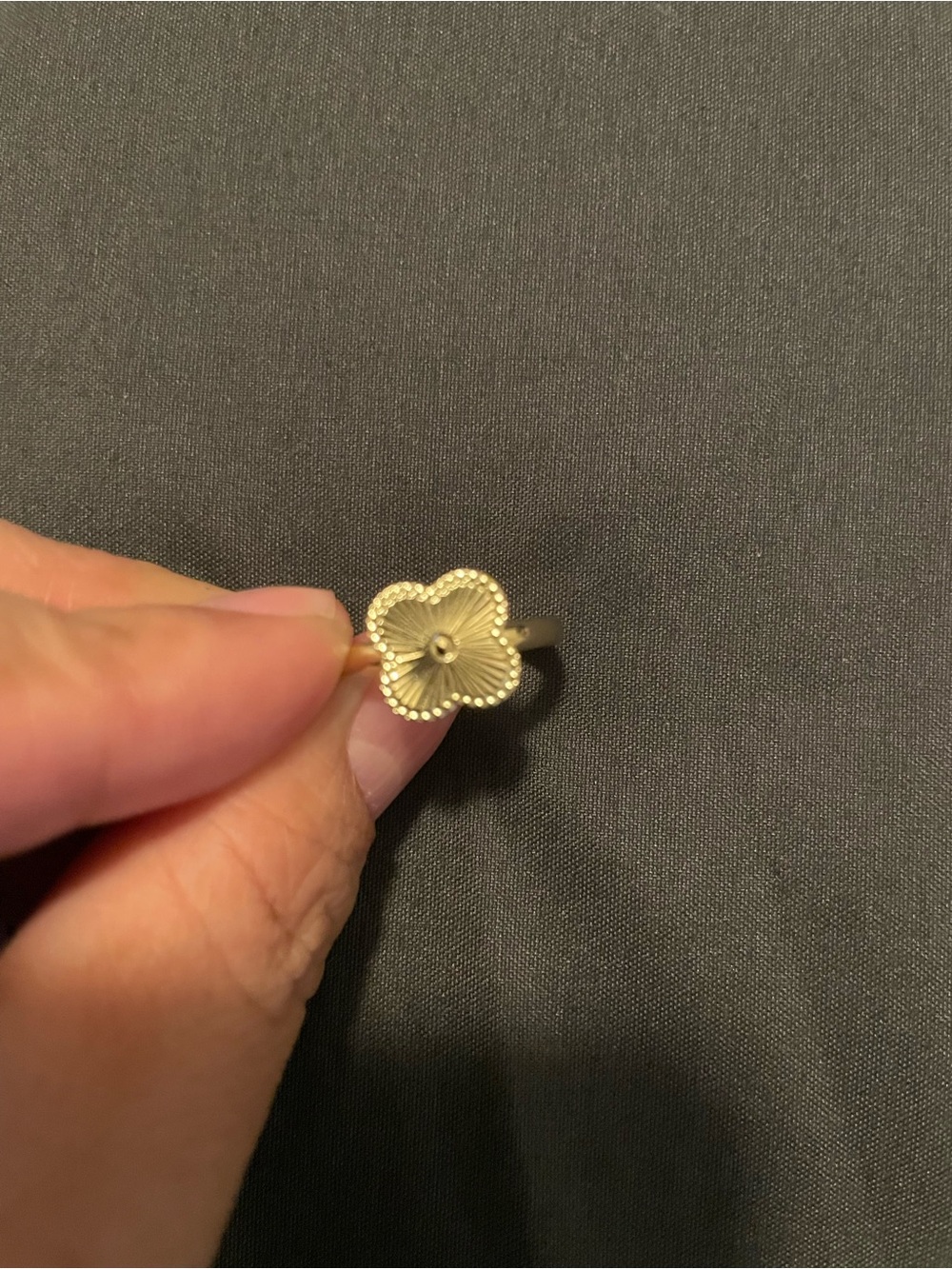 New - 14k gold finish clover ring
